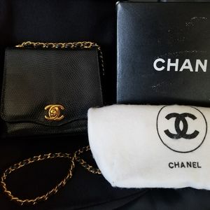 CHANEL Bag, Cross Body/Shoulder